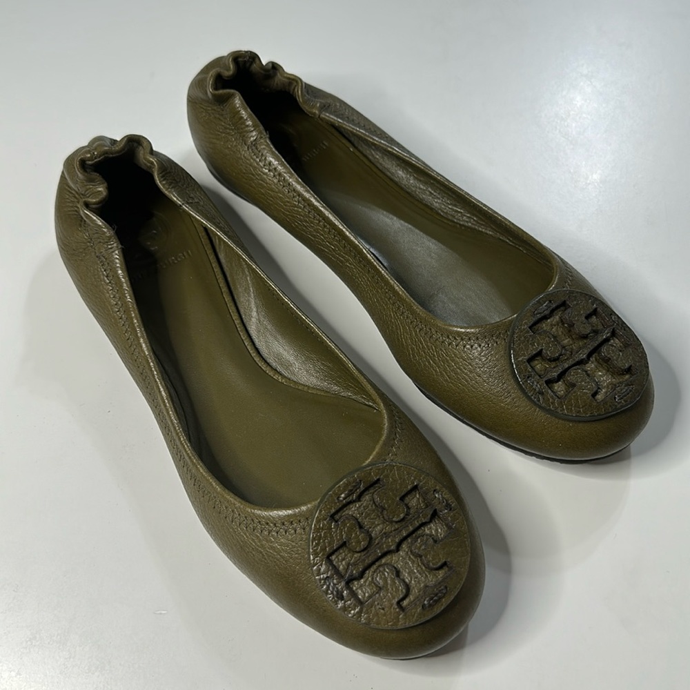 Tory birch reva flats olive green size 8.5